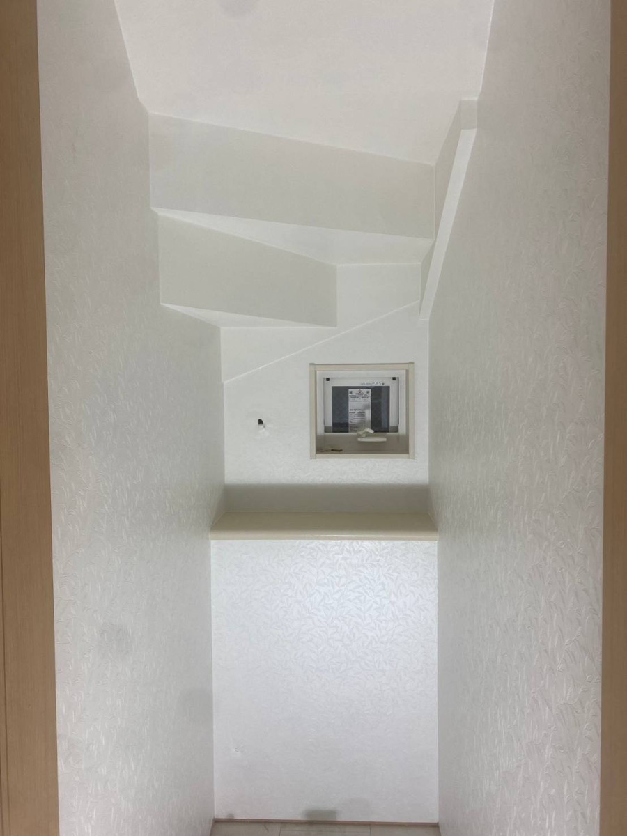 クロス工事 施工中3