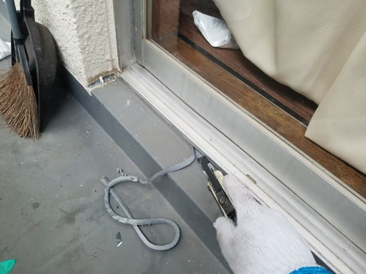 シーリング工事 施工16