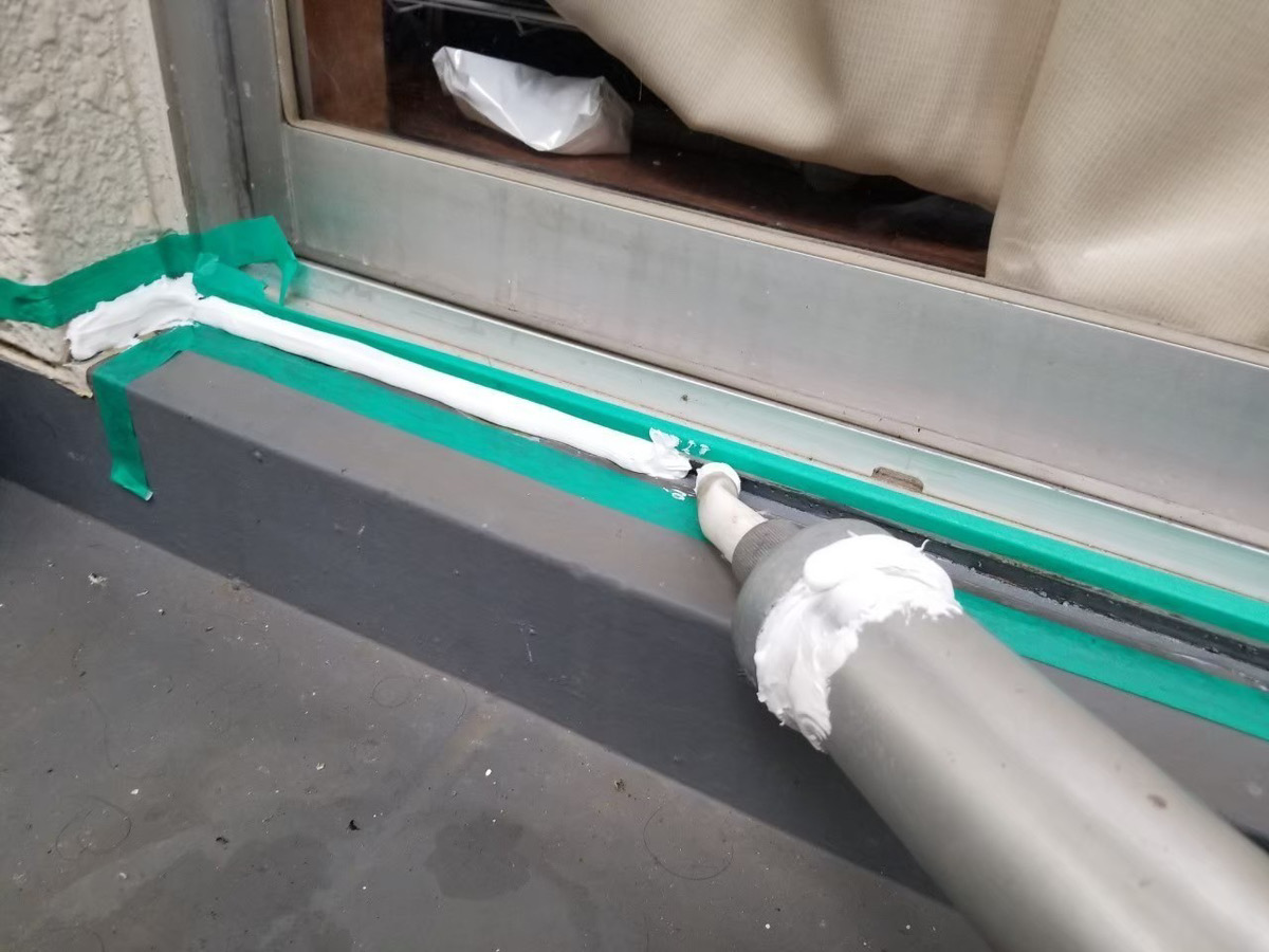 シーリング工事 施工18